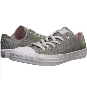 WOMEN'S CHUCK TAYLOR ALL-STAR STARWARE SNEAKER